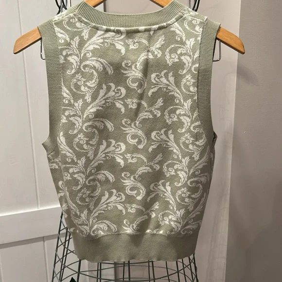 NWOT light green classic vest - Picture 4 of 6